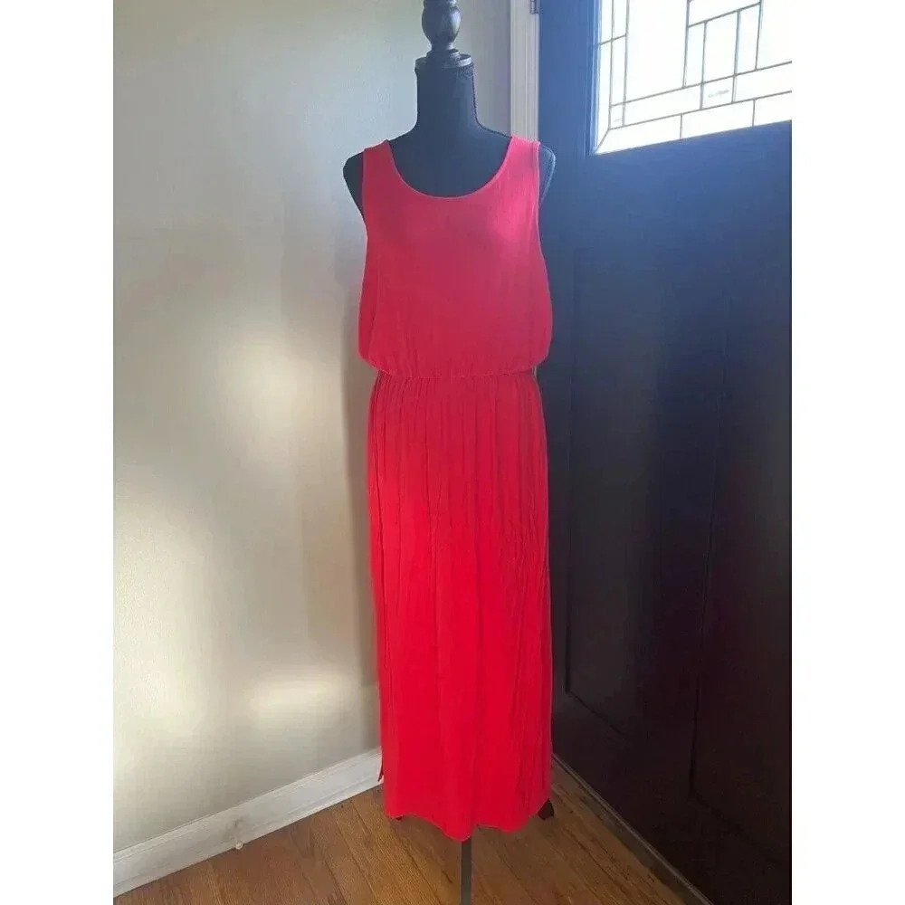 CASLON SLEEVELESS RED MAXI DRESS SIDE SLIT SIZE M NWT